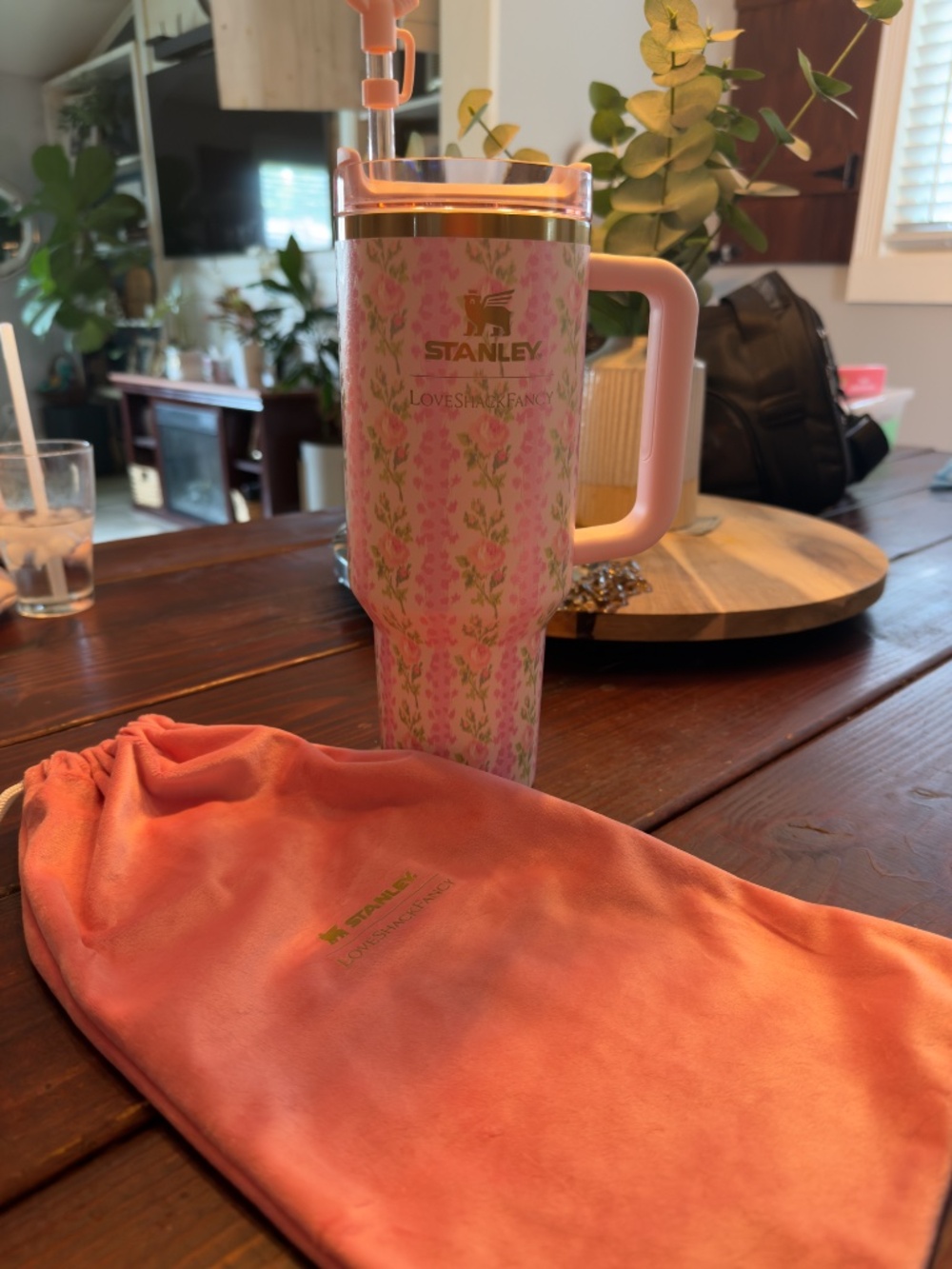 Stanley x LoveShackFancy Quencher H2.0 FlowState 40oz Tumbler Ribbon Rosa Floral